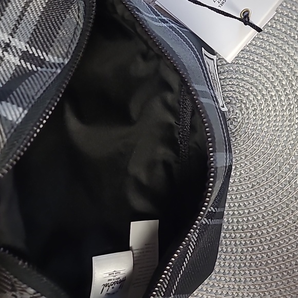 Herschel Plaid Unisex Waist/Crossbody Bag - Picture 8 of 10